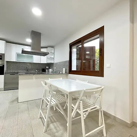 Belvilla By Oyo Playa & Golf Ii, Cleaning Included *