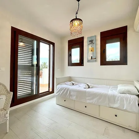 Villa Belvilla By Oyo Playa & Golf Ii, Cleaning Included Motril